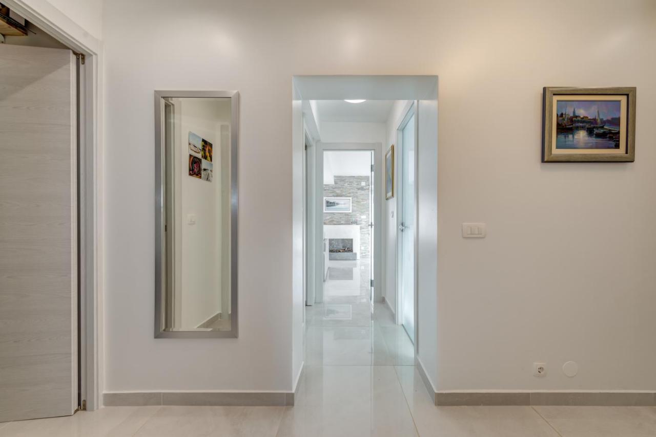 Joy 1 Apartment โนวาลยา ภายนอก รูปภาพ
